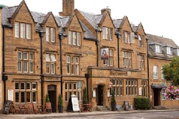Cromwell Lodge