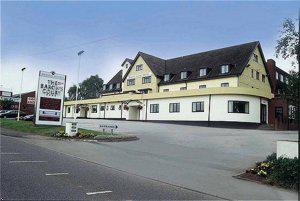 Menzies Barons Court Hotel