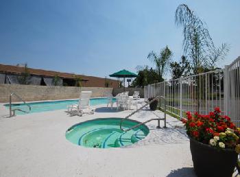BEST WESTERN Colonial Inn