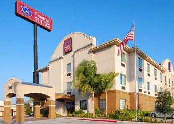 Comfort Suites At Plaza Mall