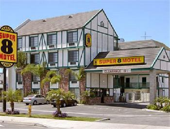 Super 8 Westminster, CA/Huntington Beach Area