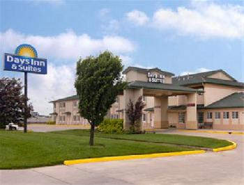 Days Inn and Suites Wichita