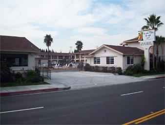 Super 8 Buena Park/Knotts Berry Farm