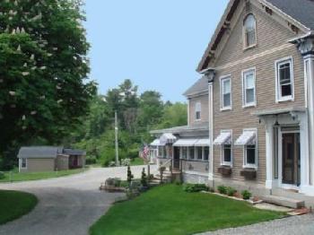 Coast Village Inn and Cottages