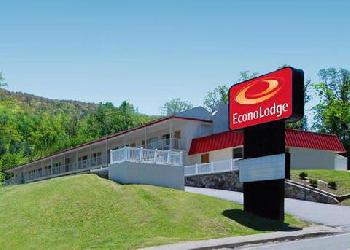 Econo Lodge Near Bluefield College