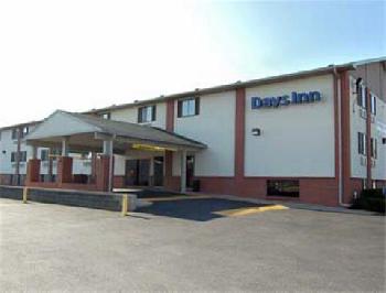 Days Inn Council Bluffs-Lake Manawa