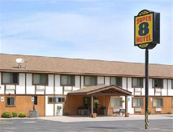 Super 8 Houghton