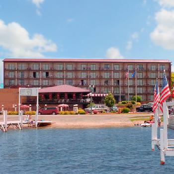 Harbor Shores on Lake Geneva