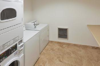 Holiday Inn Express Hotel & Suites PIERRE-FORT PIERRE