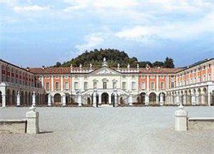 Villa Fenaroli Palace