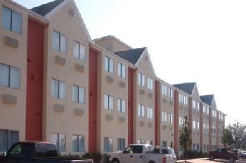 Magnolia Bay Hotel & Suites Gulfport