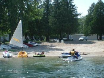 Beach Harbor Resort