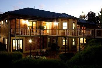 CLARE COUNTRY CLUB