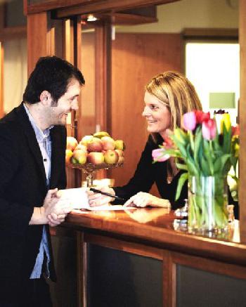 Aston Hotel