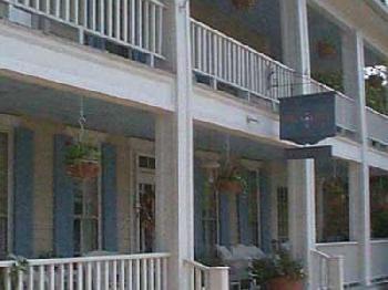 Blue Max Inn