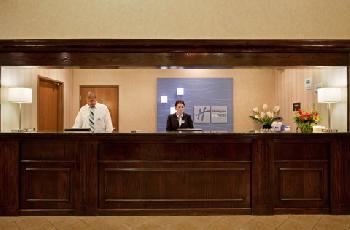 Holiday Inn Express BOSTON-MILFORD