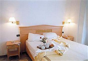 Hotel Nadir