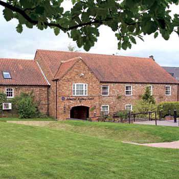 BEST WESTERN Admiral Rodney Hotel