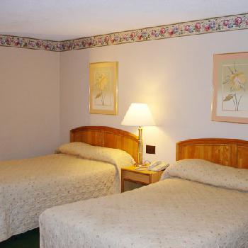 Amerihill Inn and Suites Green