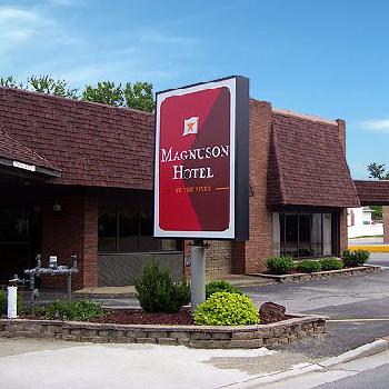 Magnuson Hotel by the River