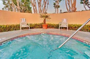 Holiday Inn DIAMOND BAR