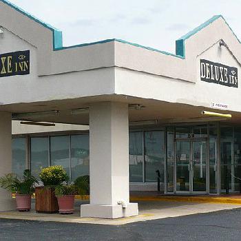 Deluxe Inn Lumberton