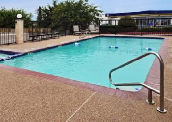 Quality Inn & Suites Weatherford