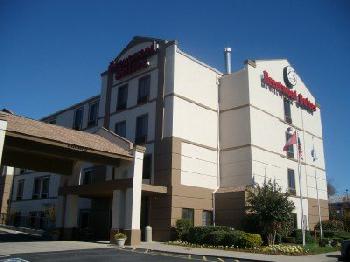 Brentwood Suites Hotel