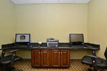 BEST WESTERN PLUS Brunswick Inn & Suites