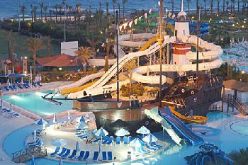 Titanic De Luxe Beach and Resort Hotel Antalya