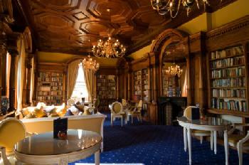 Oakley Hall Hotel