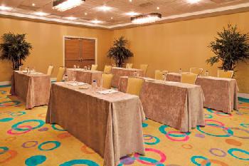 Holiday Inn SARASOTA-AIRPORT
