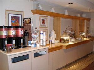 Settle Inn La Crosse