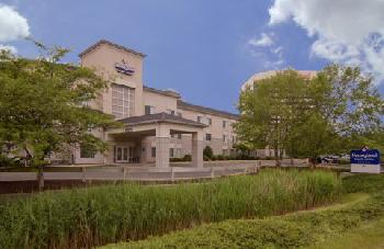 Homestead Studio Suites - Meadowlands - East Rutherford
