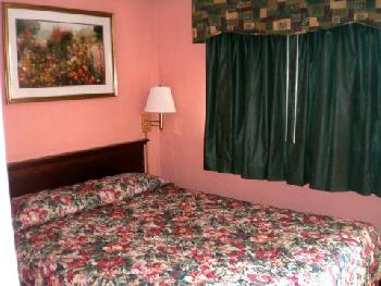 Pilgrim Inn and Cottages