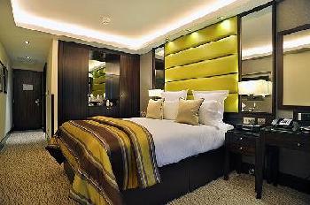 MONTCALM LONDON CITY
