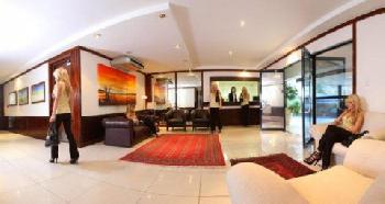 Diaz on Surrey Boutique Hotel