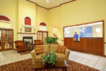 Holiday Inn Express WATERTOWN