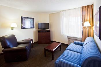 Candlewood Suites DETROIT-FARMINGTON HILLS