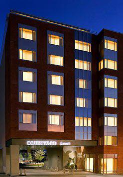 Courtyard Burlington Harbor