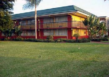 Clarion Hotel Fort Myers