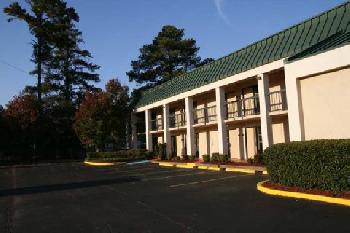 Riverchase Hotel