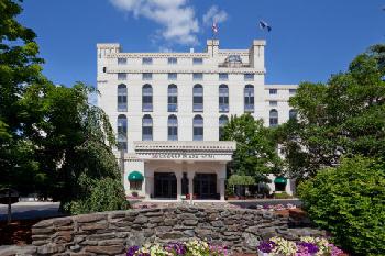 Crowne Plaza NASHUA