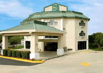 Salisbury Inn and Suites