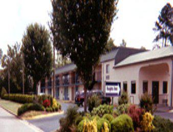 Knights Inn Perry