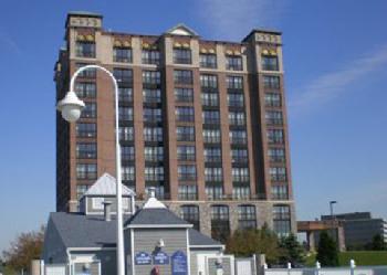 Shoreline Inn & Conference Center, an Ascend Collection hotel