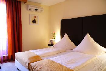Hotel Bayerischer Hof KG