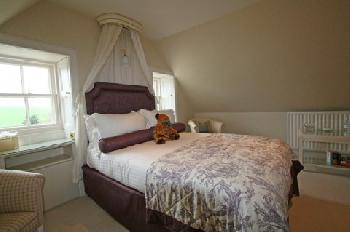 Cringletie House