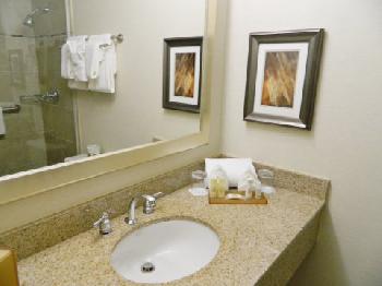 Crowne Plaza DANBURY