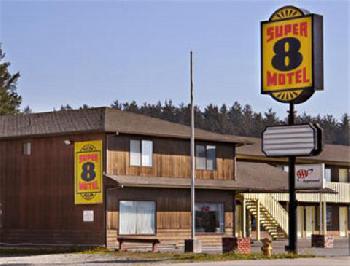 Super 8 Crescent City